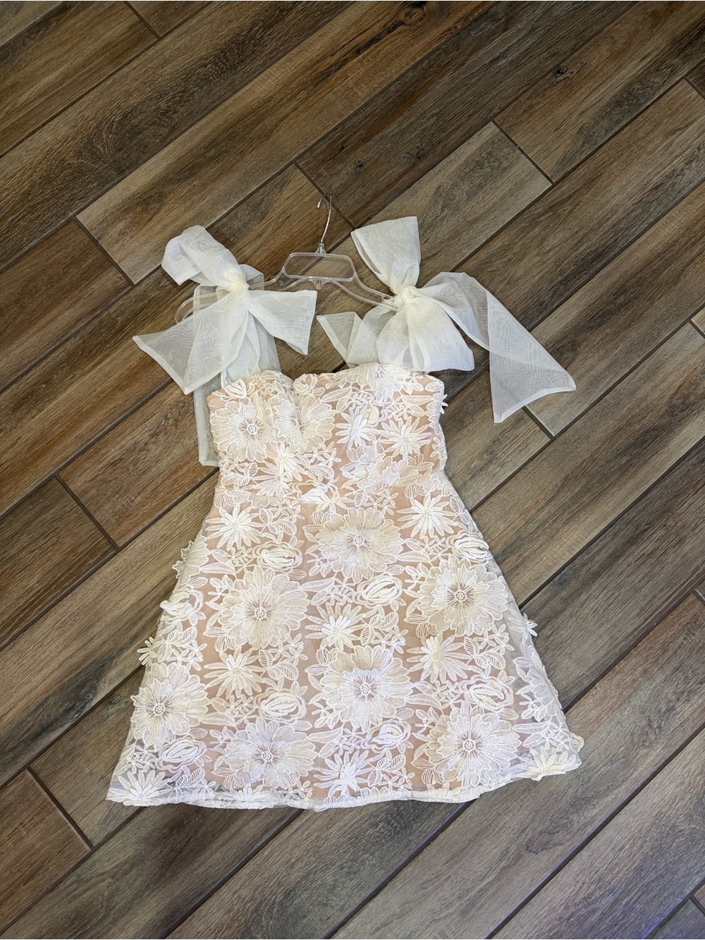 Angel Biba White Floral Lace Mini Dress with Bow Straps